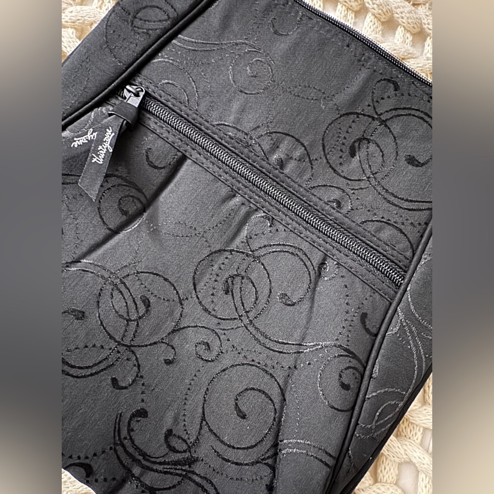 Thirty One bag New Black Crossbody
